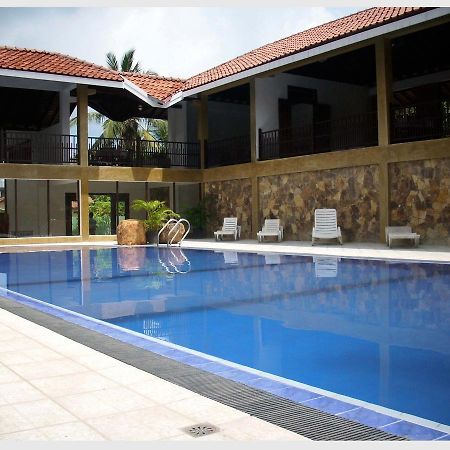 Romantic Garden Hotel Negombo Luaran gambar