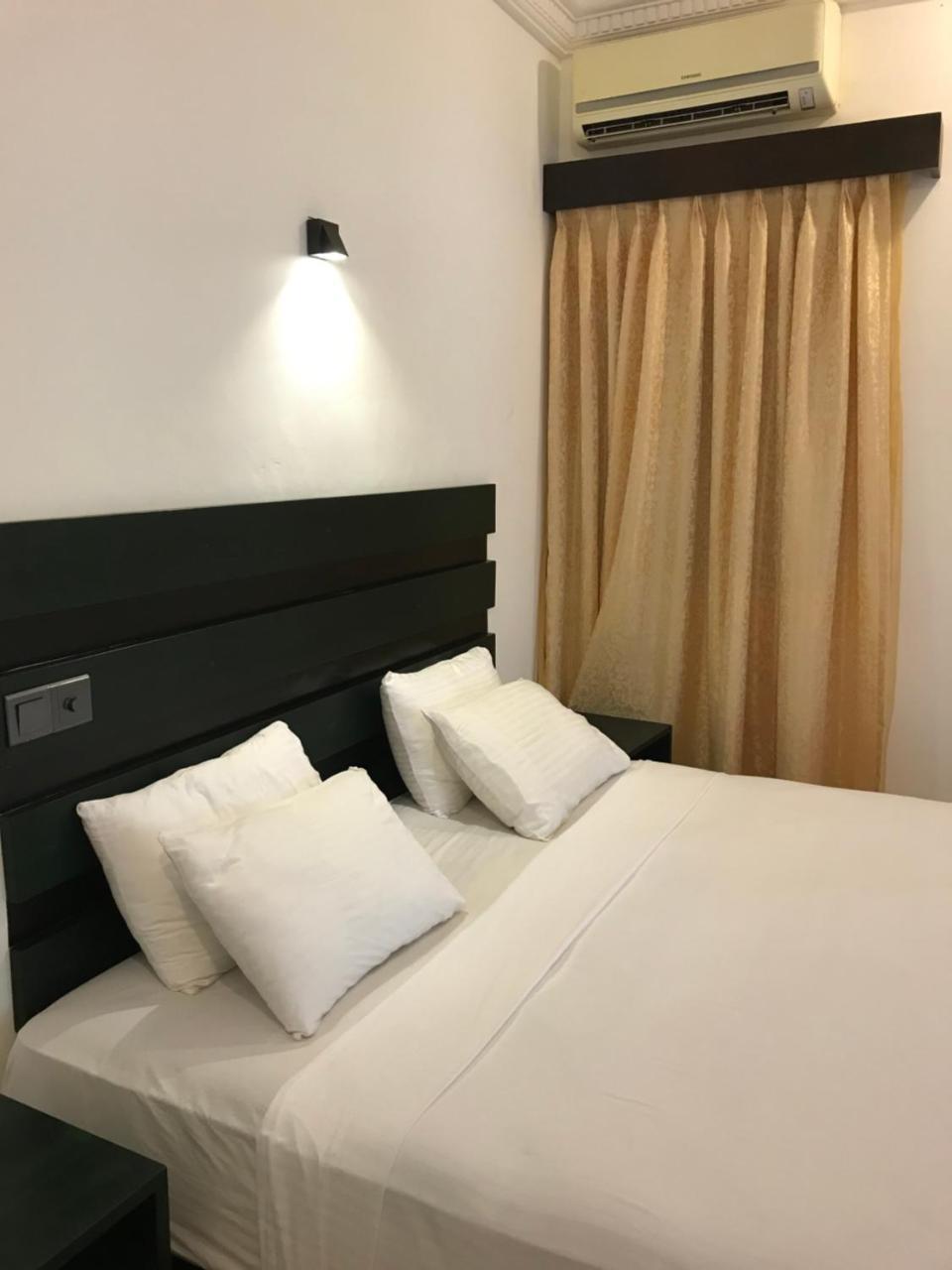 Romantic Garden Hotel Negombo Luaran gambar