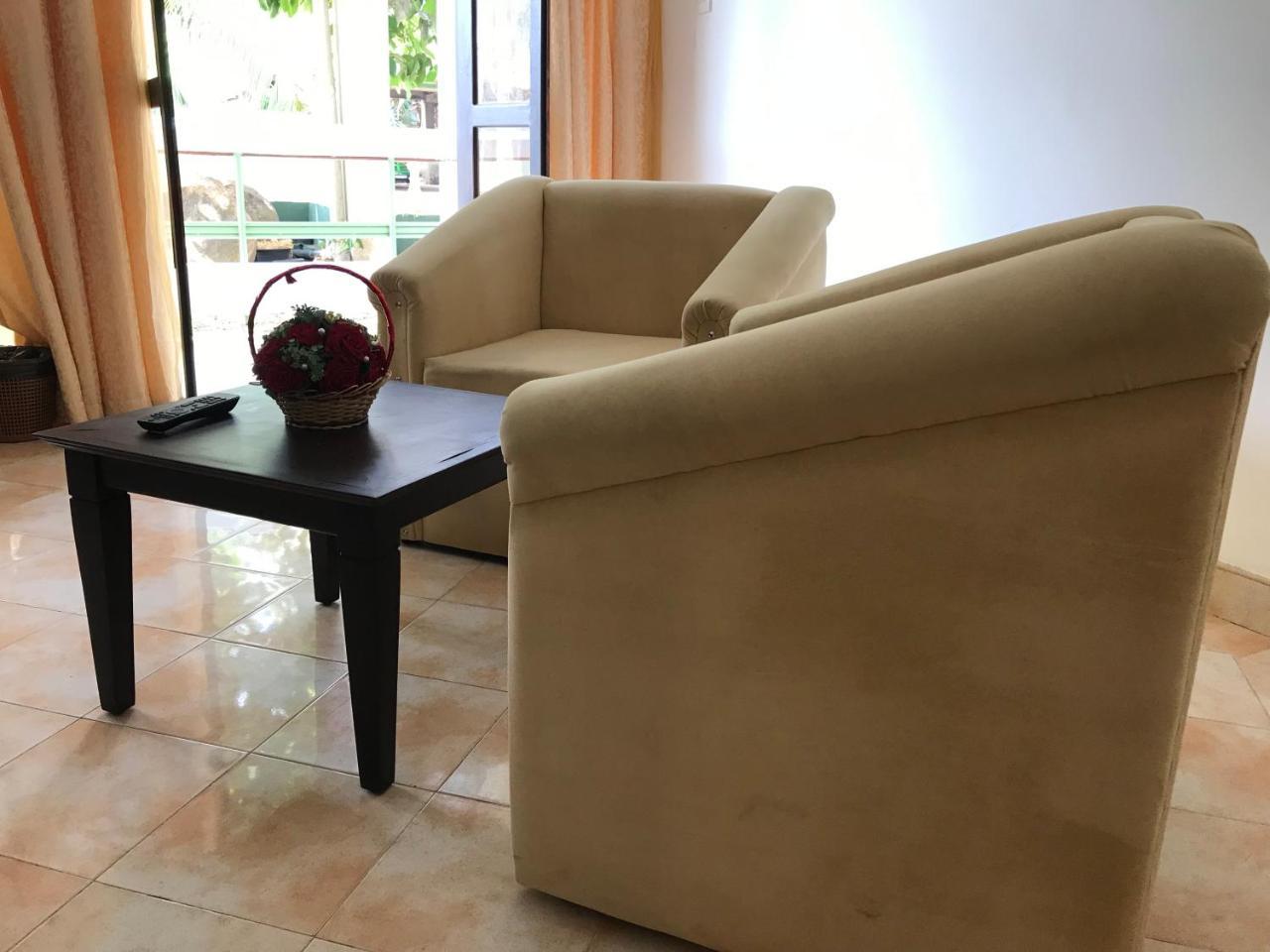 Romantic Garden Hotel Negombo Luaran gambar