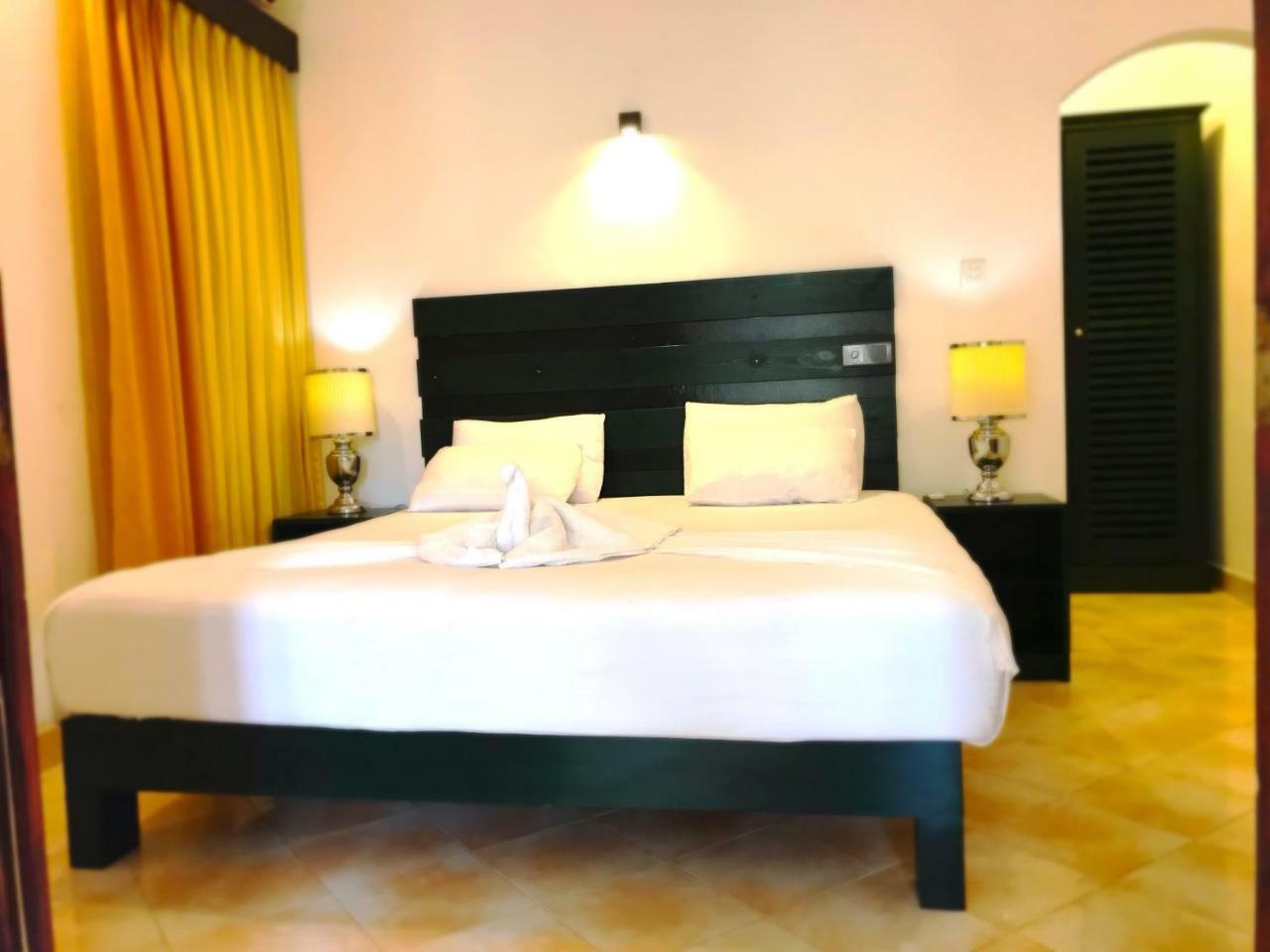 Romantic Garden Hotel Negombo Luaran gambar